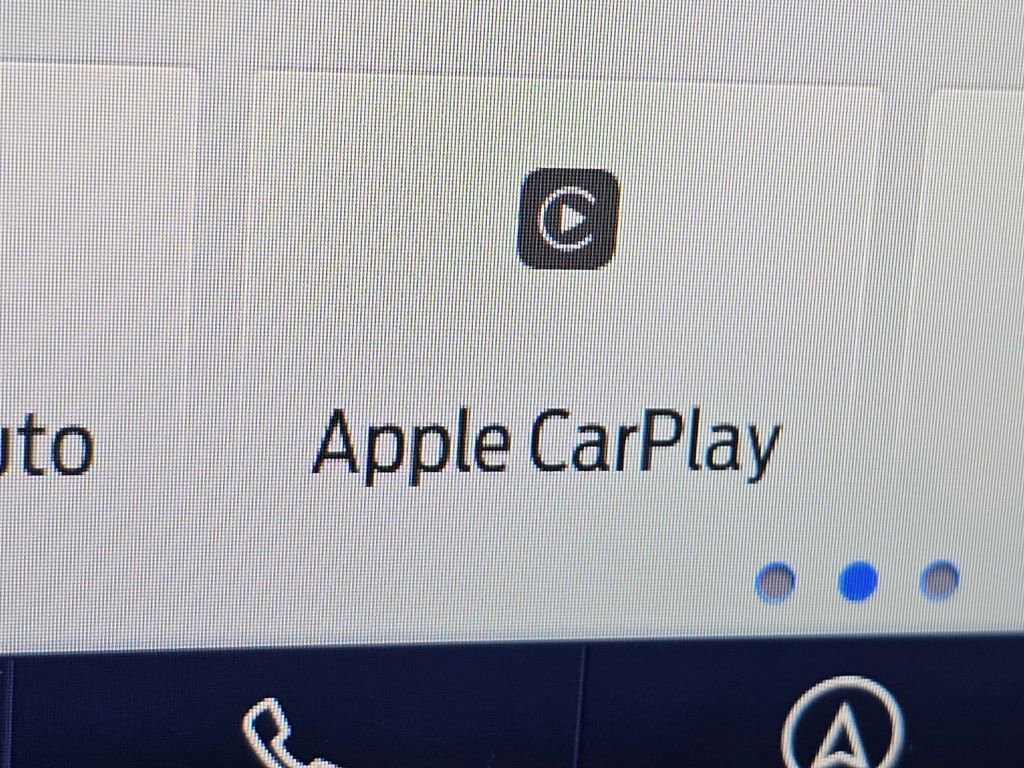 Used 2020 Ford Escape Titanium image 13