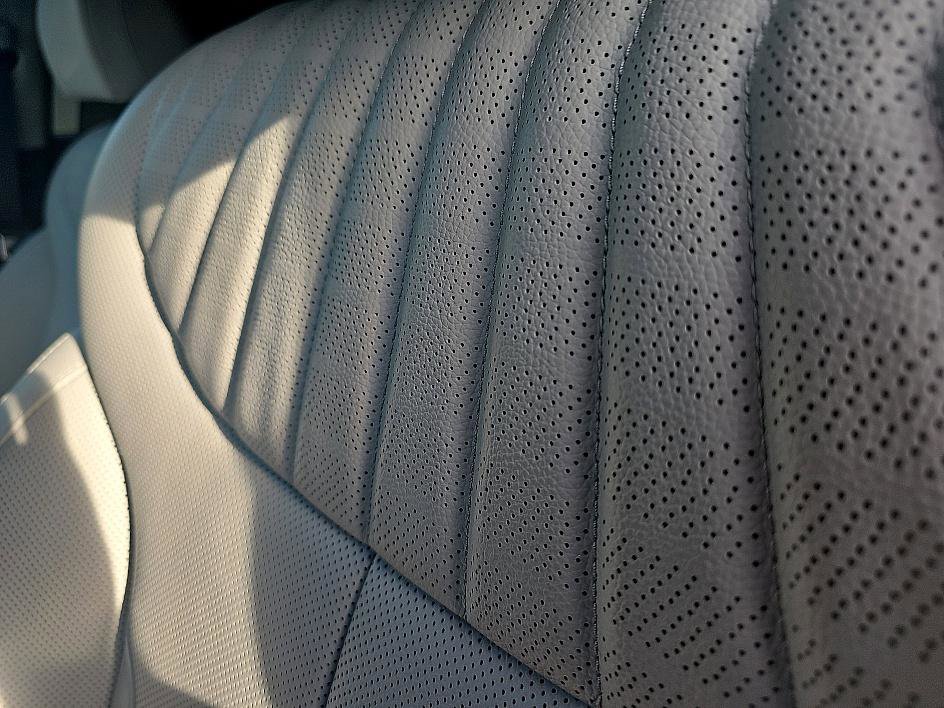 Used 2025 Hyundai Palisade Limited image 17