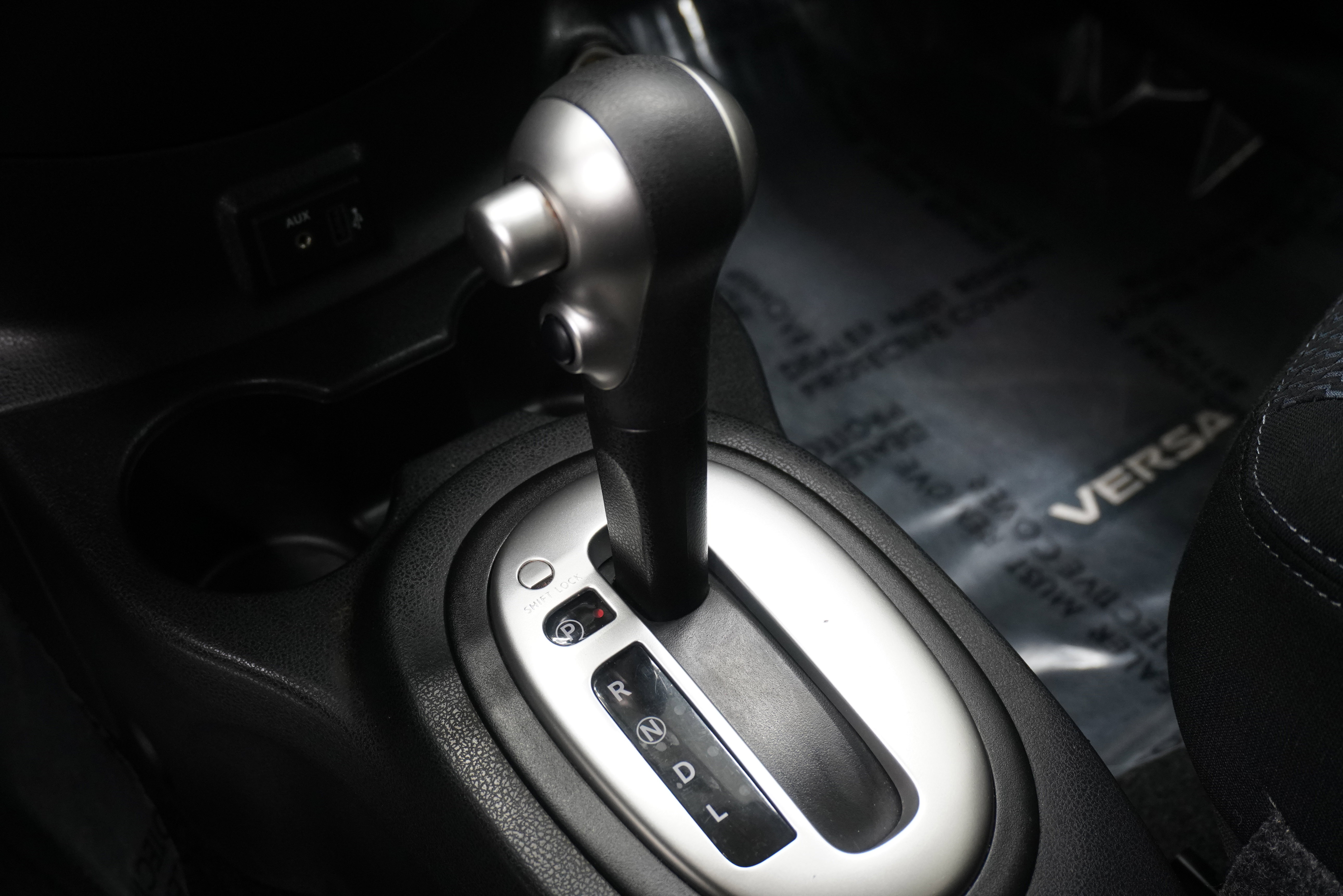 Used 2018 Nissan Versa Note SV image 17