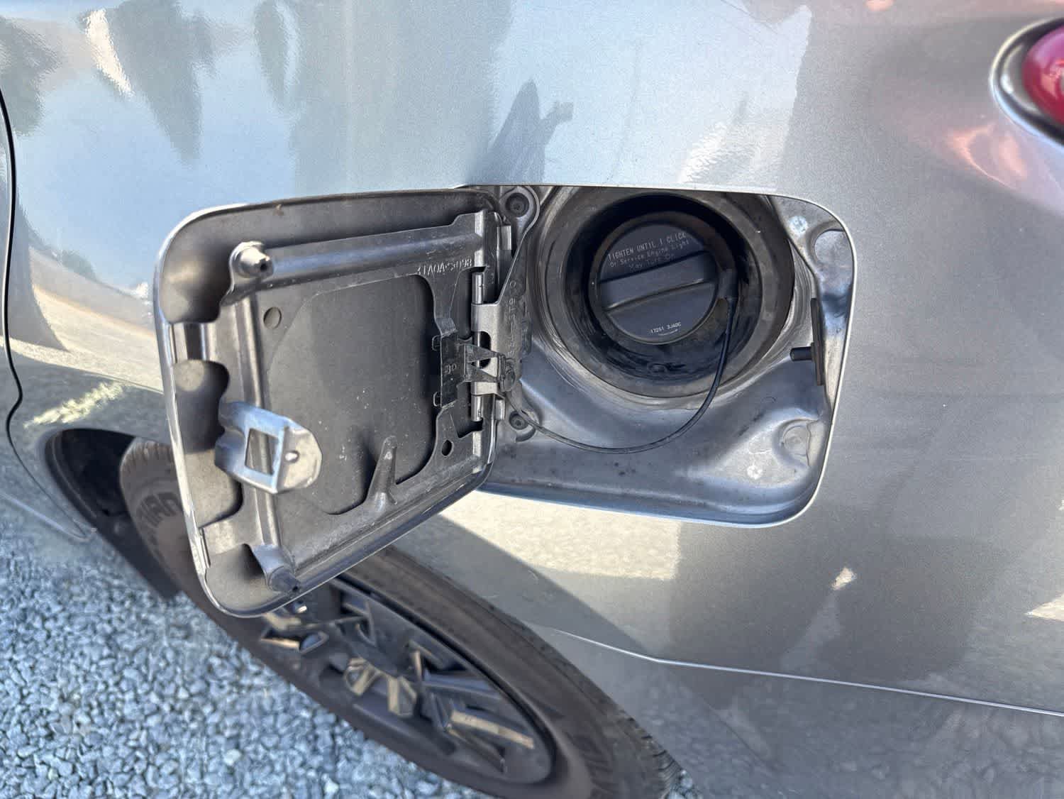 Used 2015 Nissan Altima 2.5 S w/ Power Driver Seat Package FWD image 3