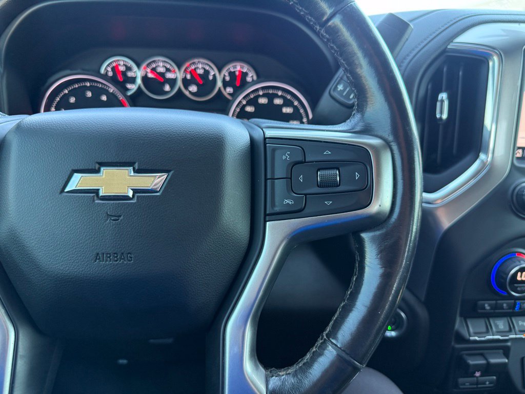 Used 2021 Chevrolet Silverado 2500 LTZ w/ LTZ Convenience Package AWD/4WD image 19
