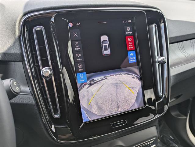 Used 2023 Volvo XC40 Recharge Ultimate AWD/4WD image 16