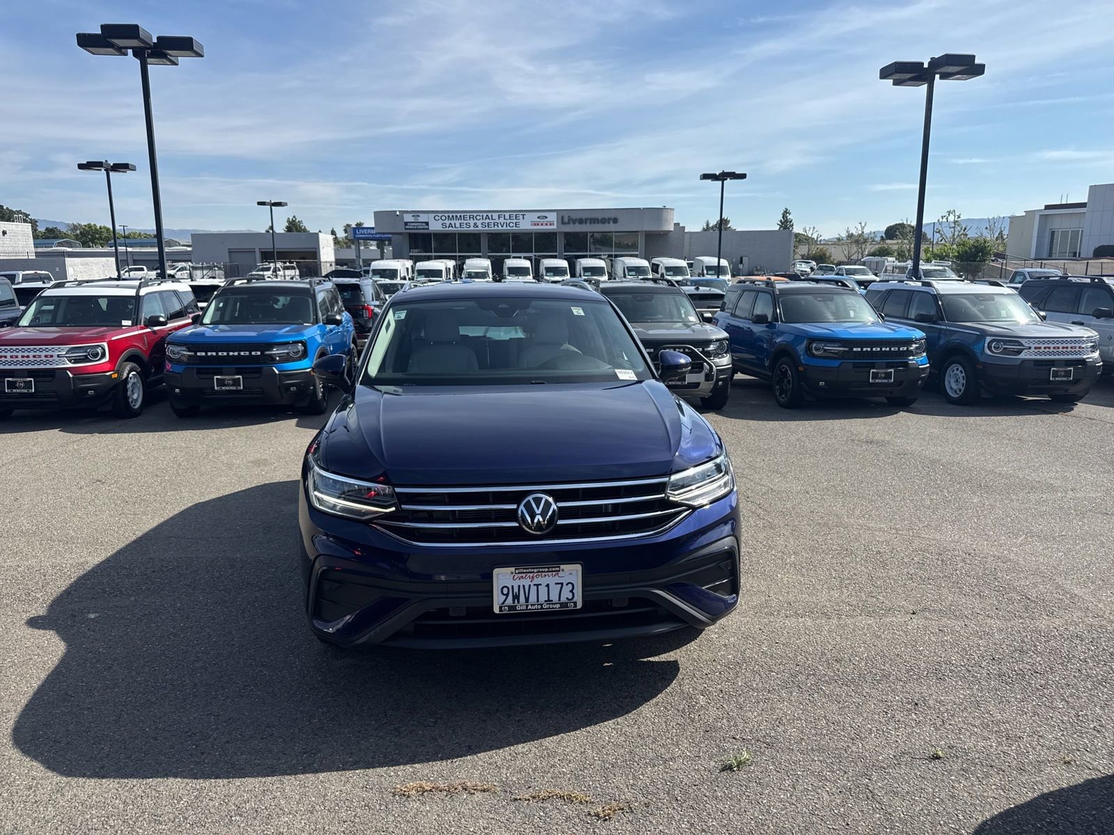 Used 2022 Volkswagen Tiguan SE FWD image 3