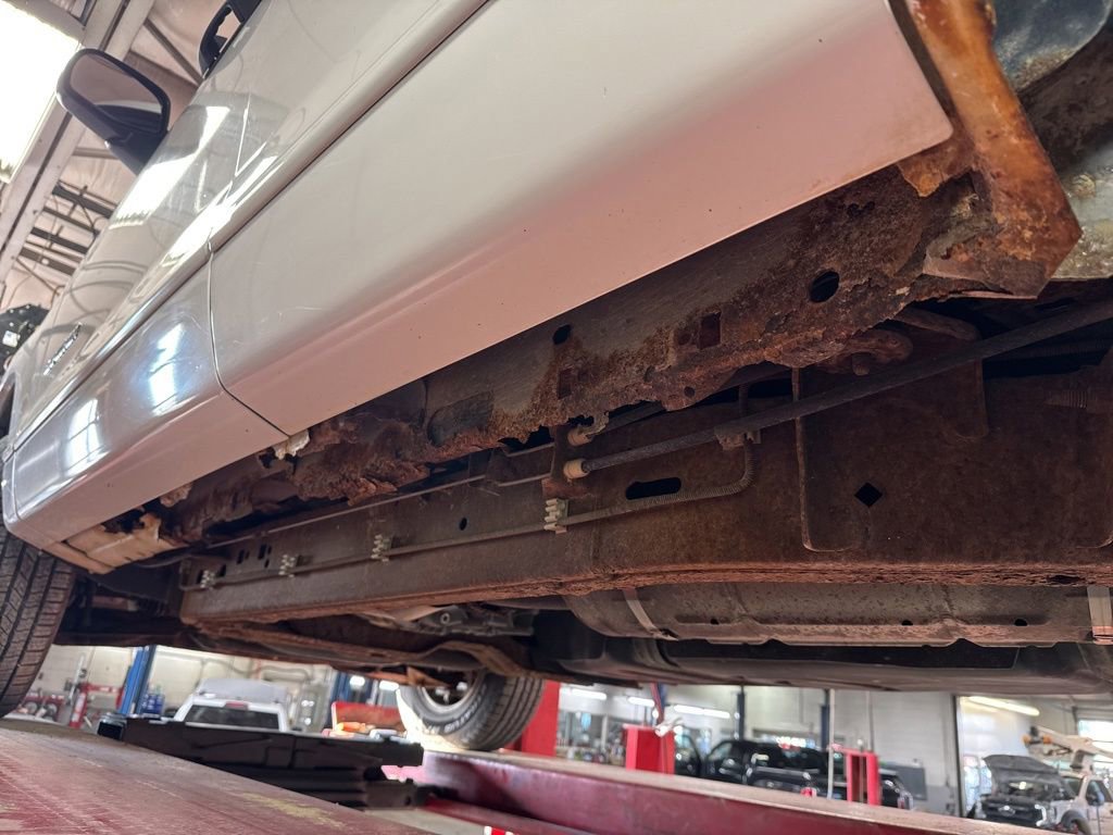 Used 2002 Ford Explorer XLS image 35