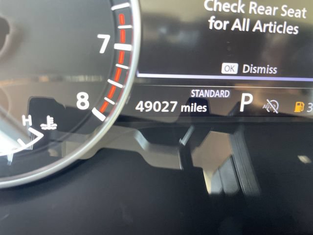 Used 2025 Nissan Pathfinder SL FWD image 12