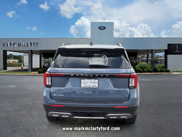 New 2027 Ford Explorer Active w/ Active Comfort Package RWD image 4