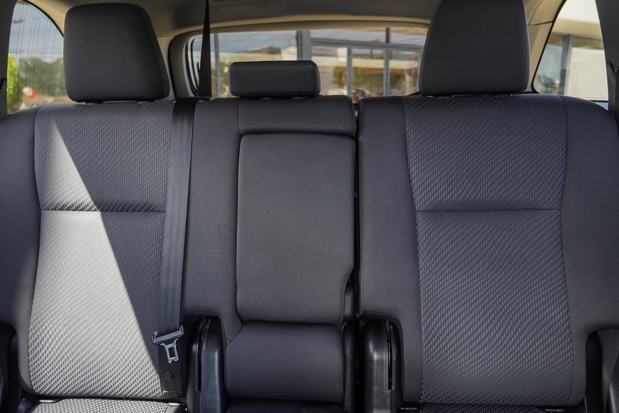 Used 2019 Toyota Highlander LE AWD/4WD image 22