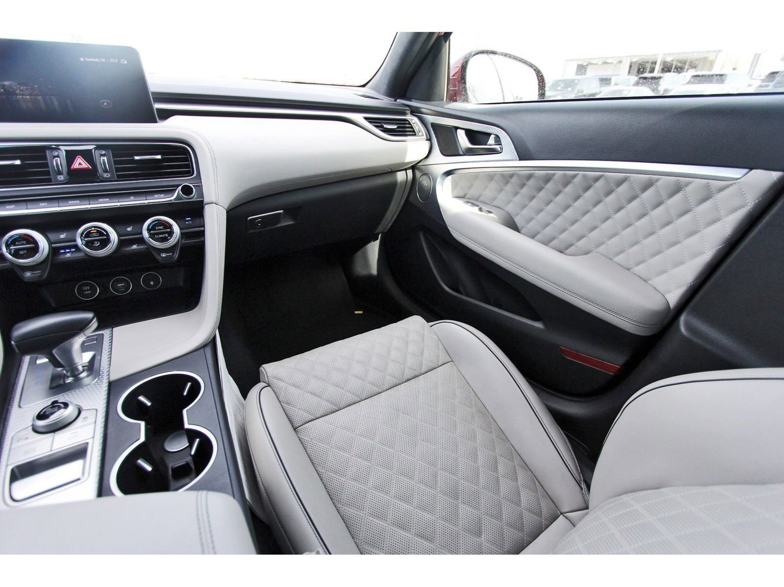 Used 2023 Genesis G70 3.3T w/ Sport Prestige Package image 12
