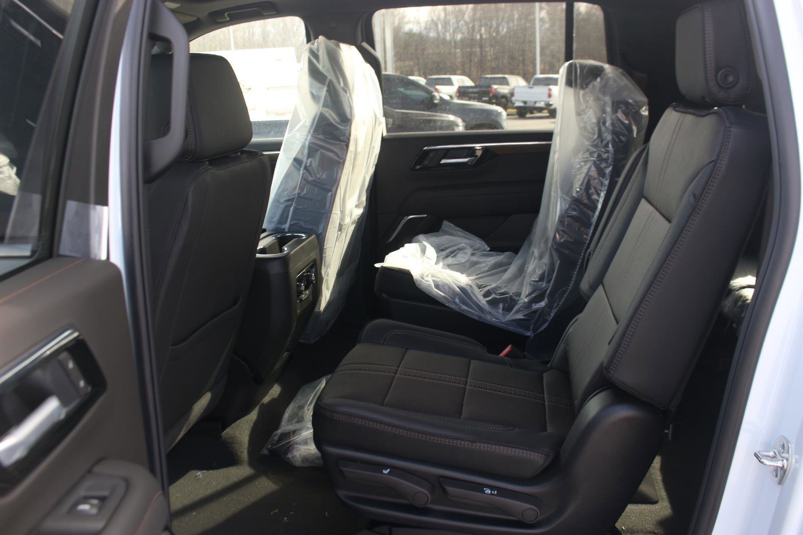 New 2026 Chevrolet Suburban High Country w/ Sun And Tow Package image 14