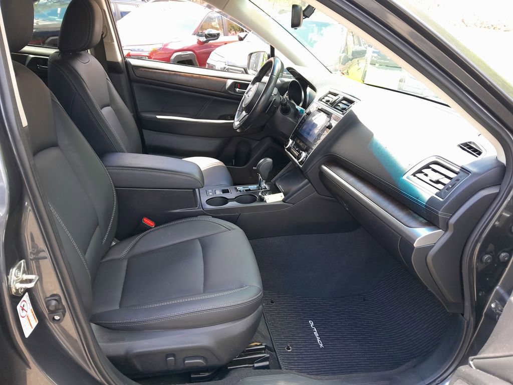 Used 2019 Subaru Outback 2.5i Limited AWD/4WD image 38