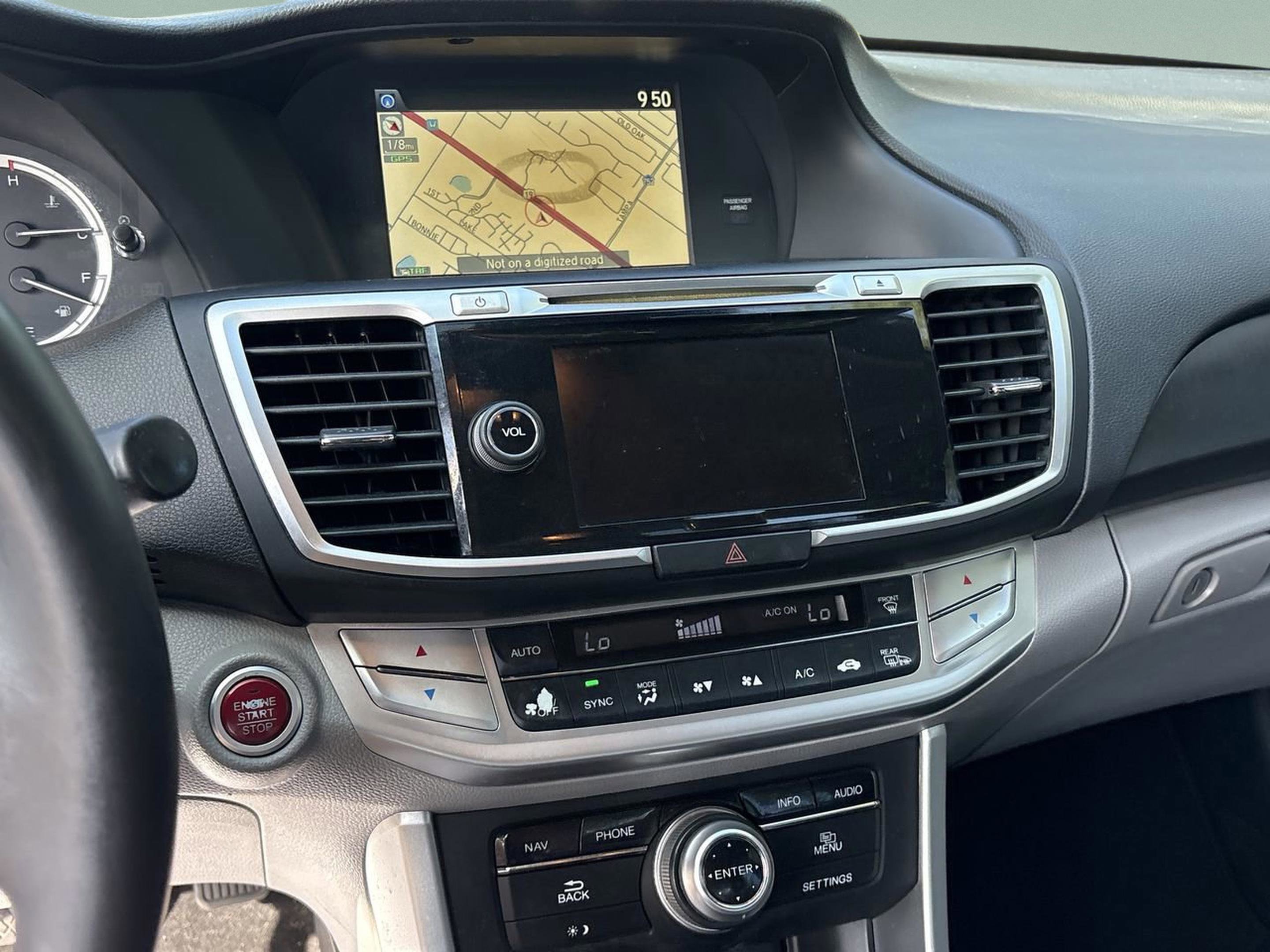 Used 2015 Honda Accord EX-L image 13
