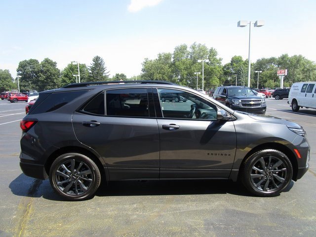 Certified 2023 Chevrolet Equinox RS w/ LPO, Floor Liner Package image 7