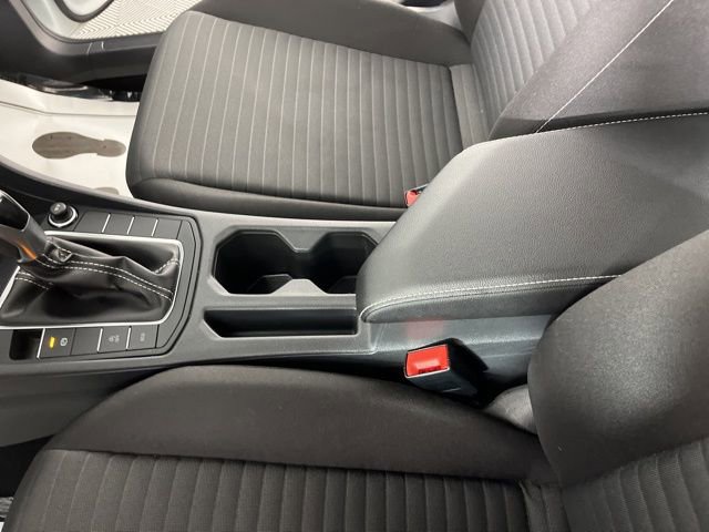 Used 2025 Volkswagen Jetta S image 27