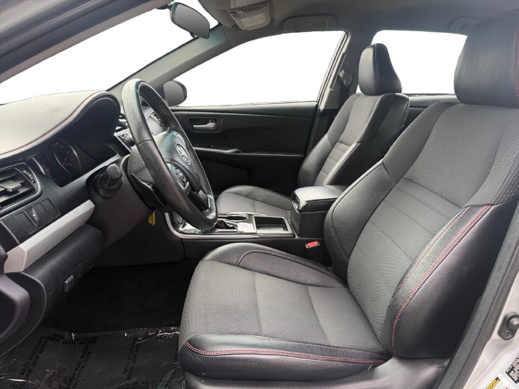 Used 2017 Toyota Camry SE FWD image 10