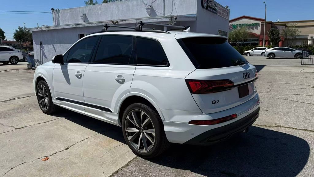 Used 2023 Audi Q7 3.0T Premium Plus image 7