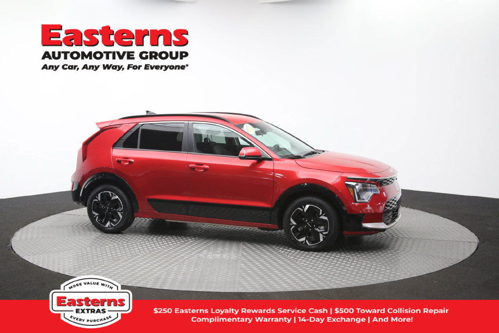 Used 2023 Kia Niro Wind w/ Wind Preserve Package FWD image 46