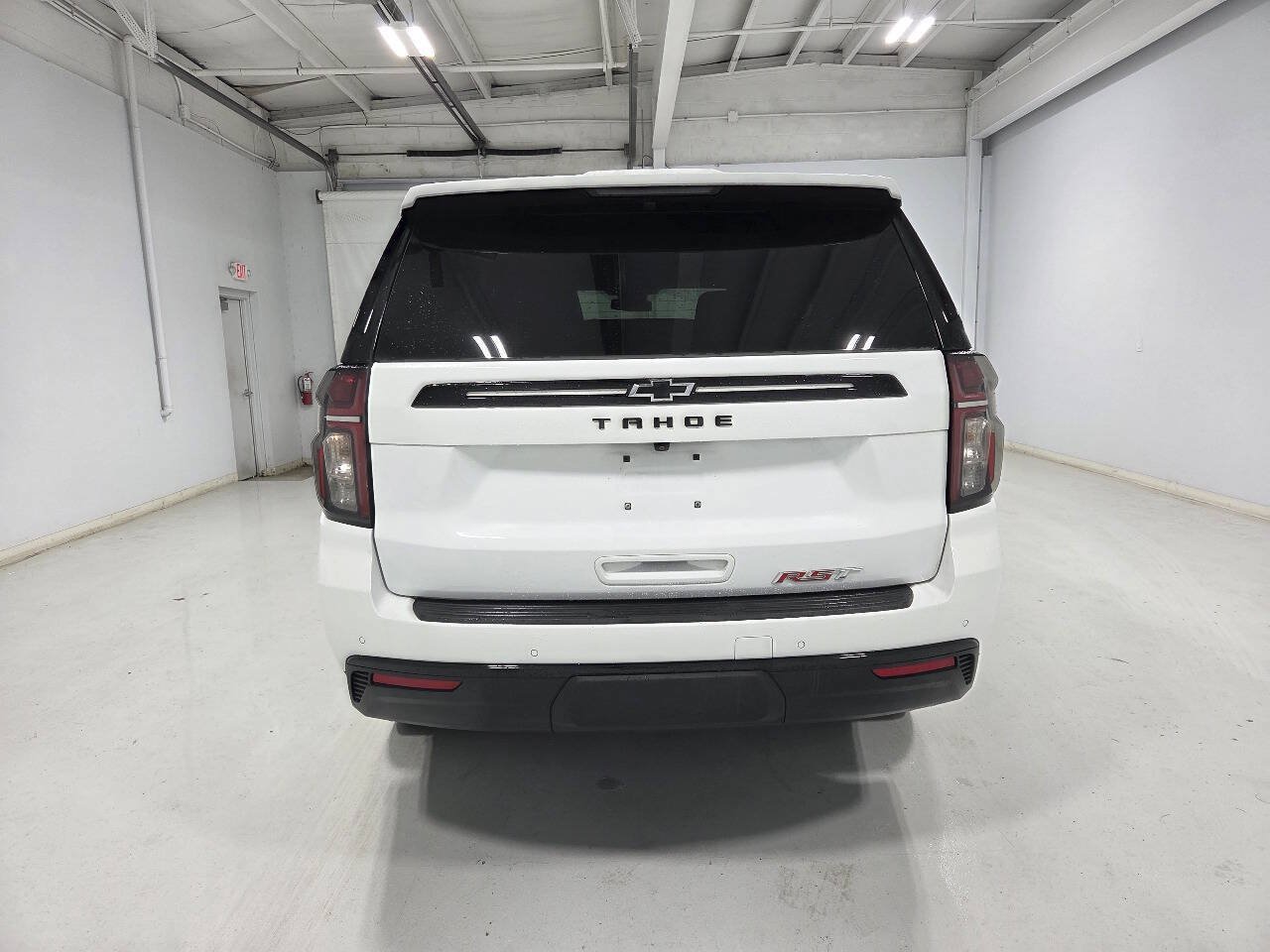 Used 2023 Chevrolet Tahoe RST AWD/4WD image 8