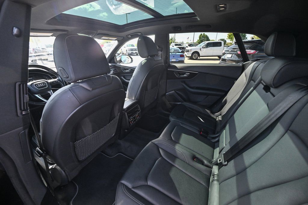 Used 2022 Audi Q8 Premium Plus image 21