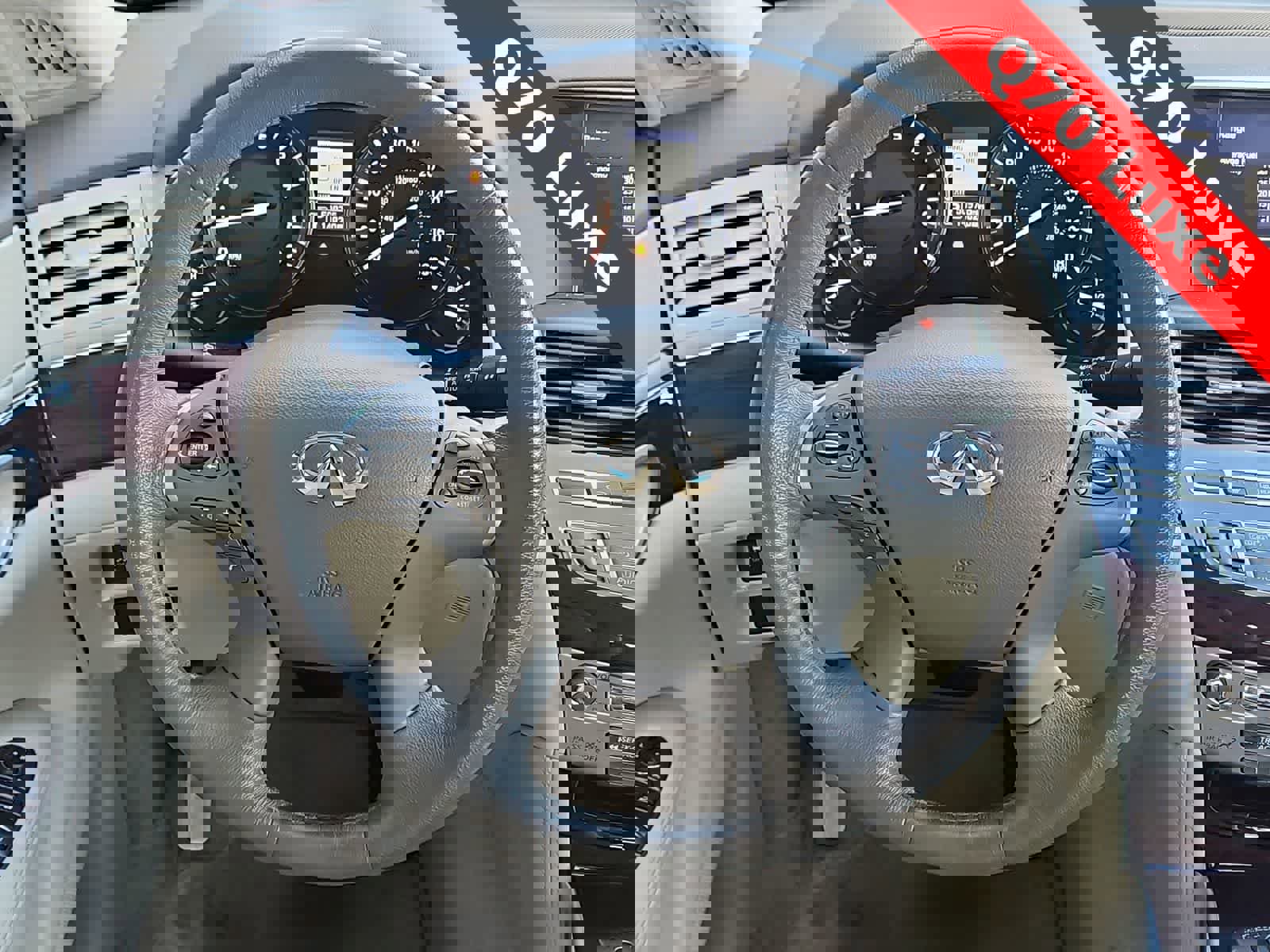 Used 2019 INFINITI Q70 Luxe RWD image 18