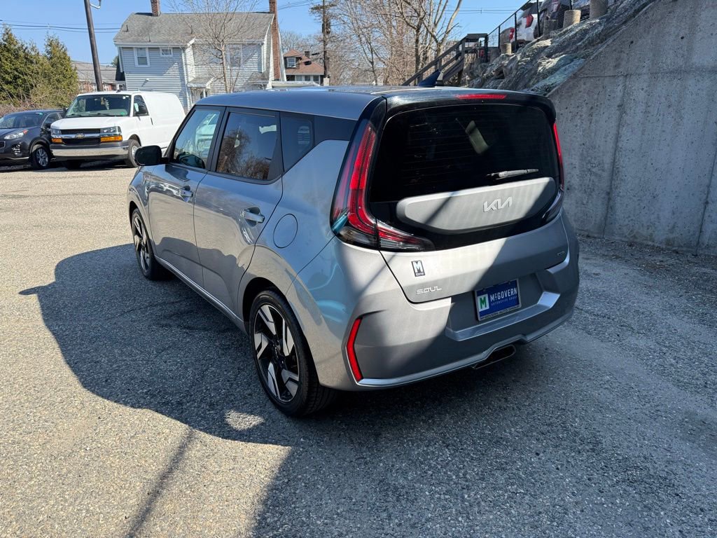 Used 2023 Kia Soul GT-Line image 3