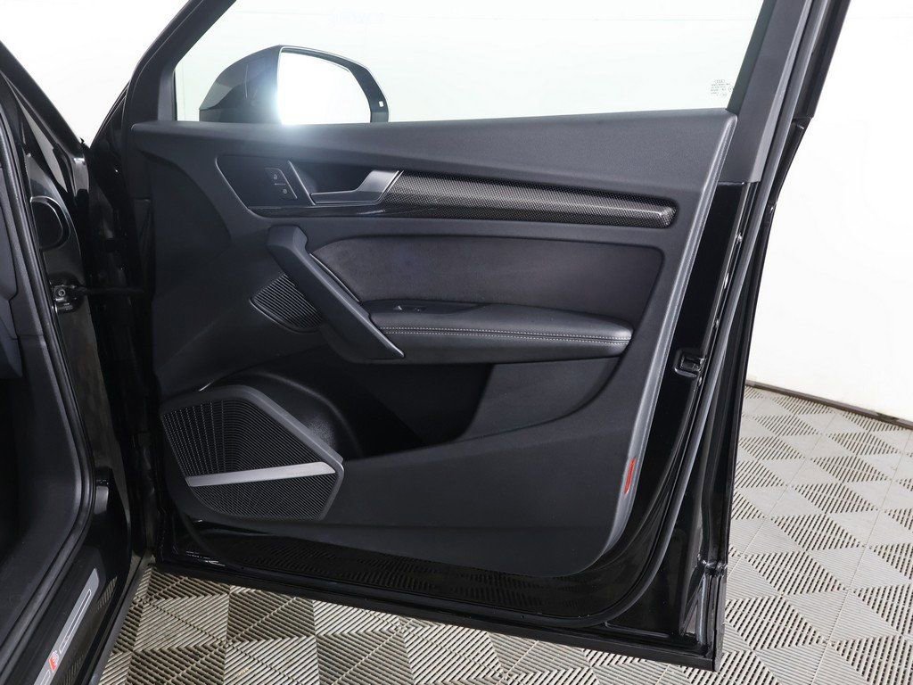 Used 2023 Audi SQ5 Premium Plus w/ Premium Plus Package image 25