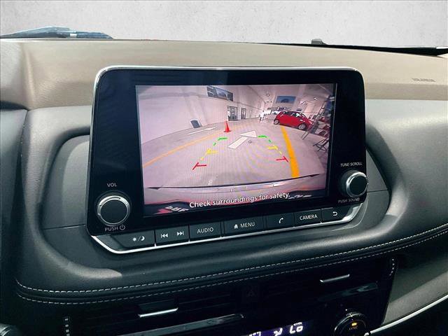 Used 2022 Nissan Rogue SV FWD image 23