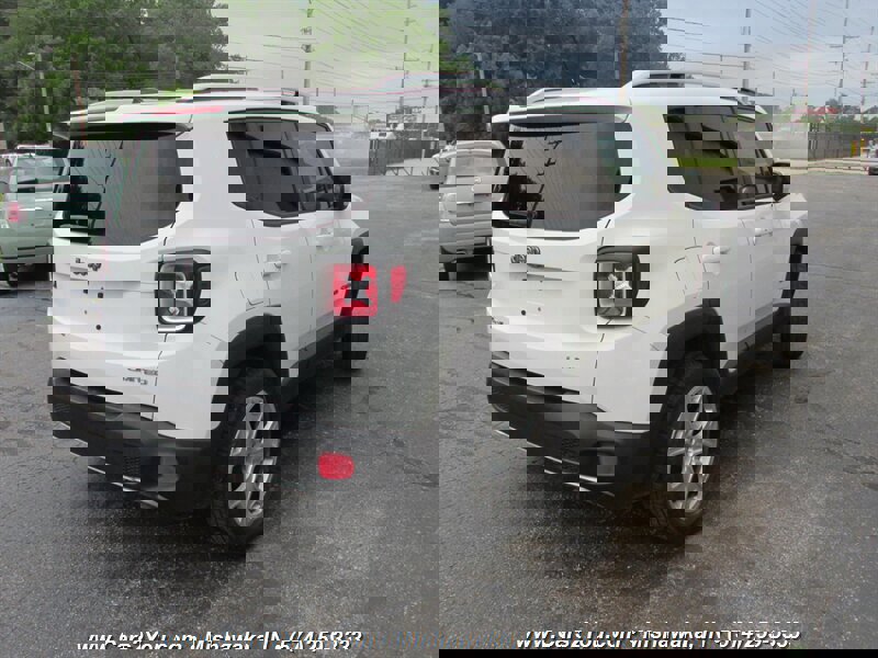 Used 2017 Jeep Renegade Limited image 7