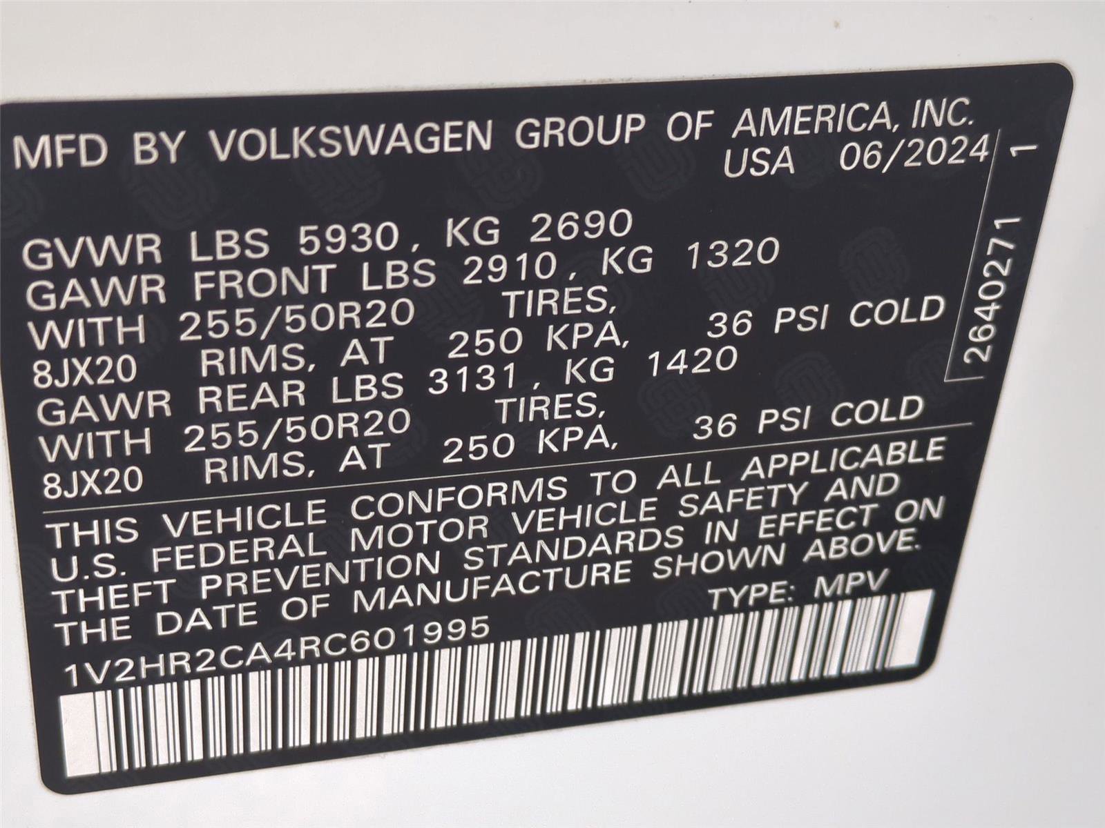 Used 2024 Volkswagen Atlas SE w/ Black Wheel Package AWD/4WD image 24