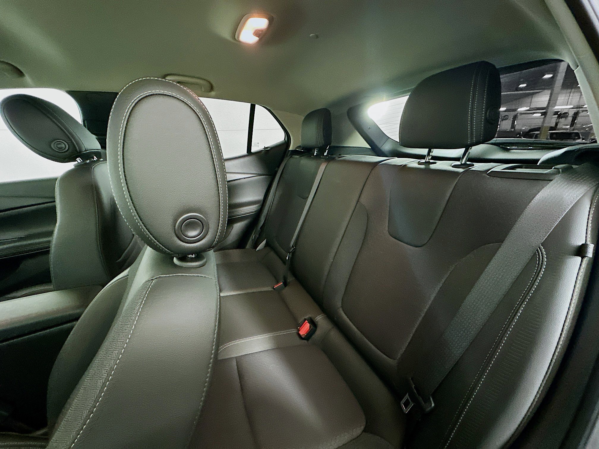 Used 2025 Buick Encore GX Preferred image 25