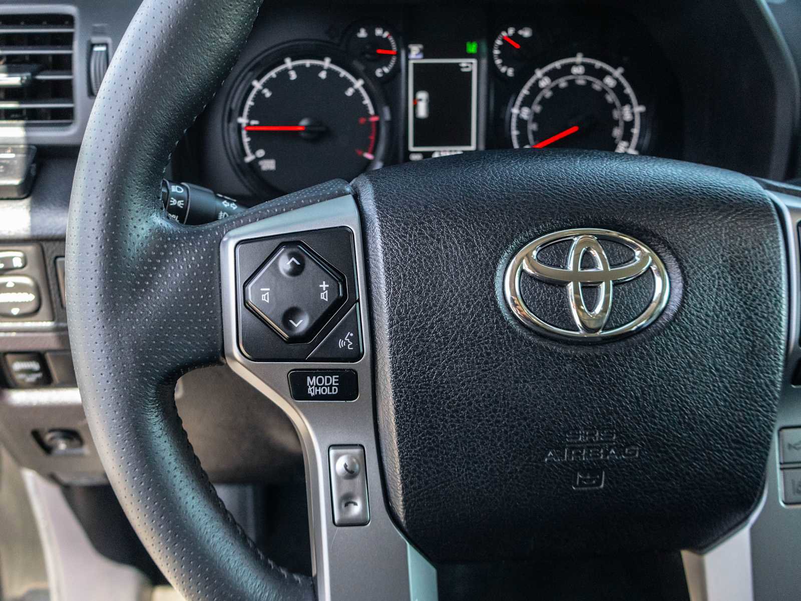 Used 2022 Toyota 4Runner SR5 Premium w/ Moonroof Package RWD image 56