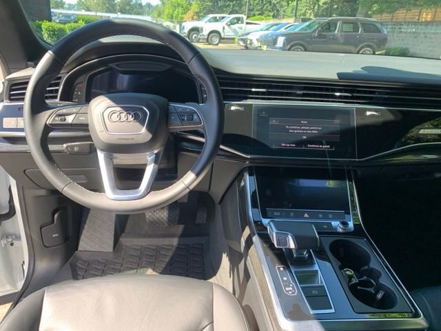 Used 2021 Audi Q8 Premium w/ Black Optic Package AWD/4WD image 18