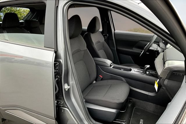 New 2026 Nissan Kicks S FWD image 9