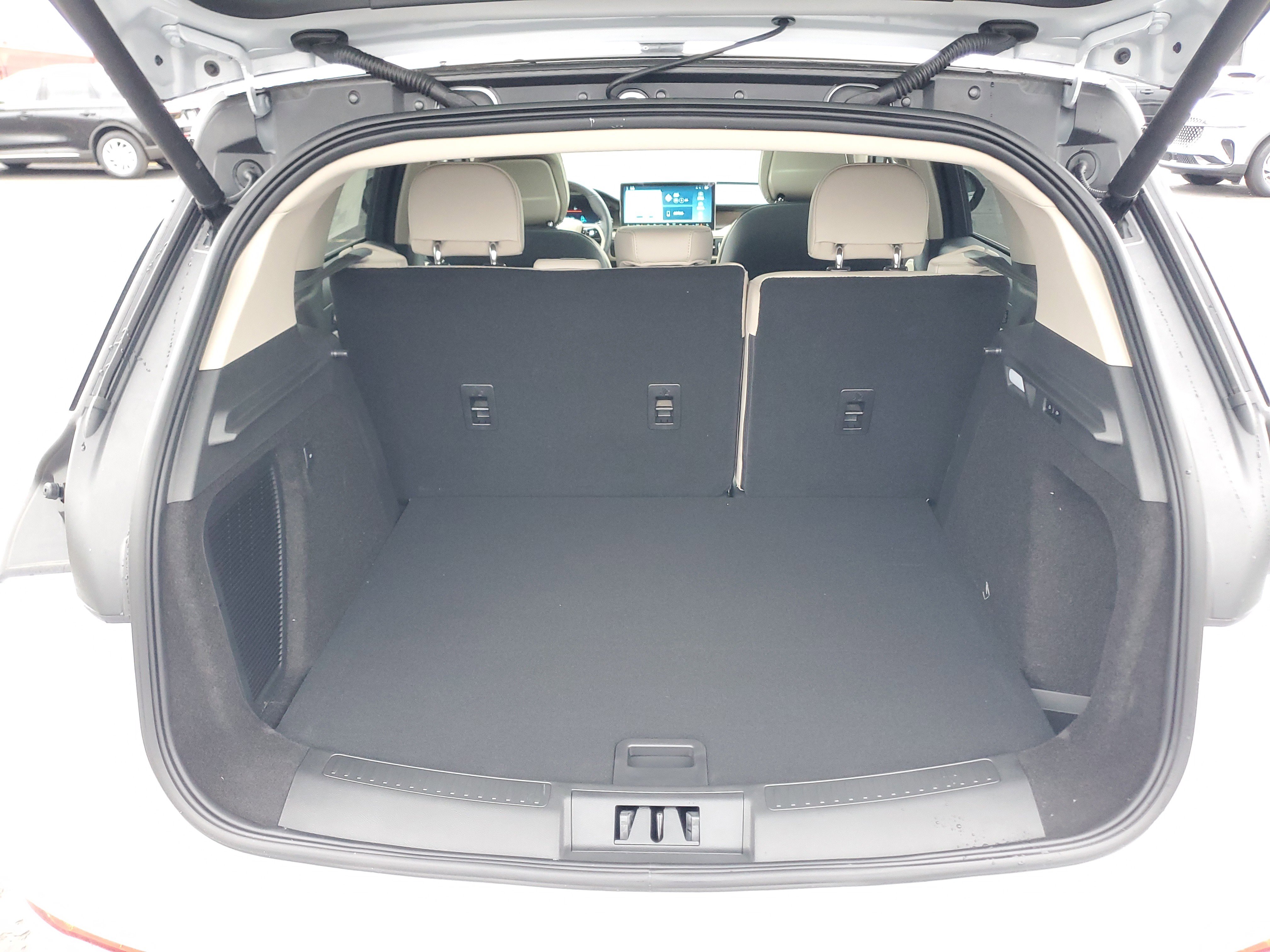 New 2026 Lincoln Corsair Grand Touring image 30