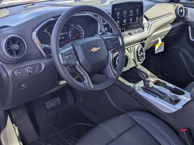 New 2026 Chevrolet Blazer LT w/ Midnight/Sport Edition FWD image 3
