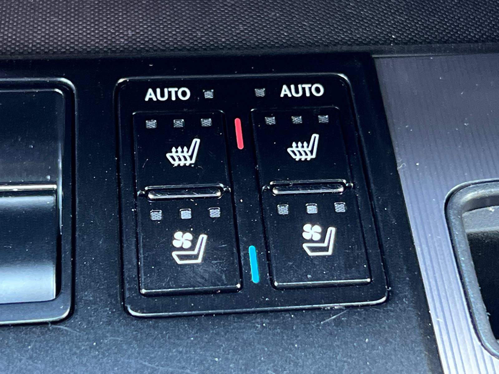 Certified 2022 Lexus RX 350 F Sport w/ Accessory Package AWD/4WD image 32