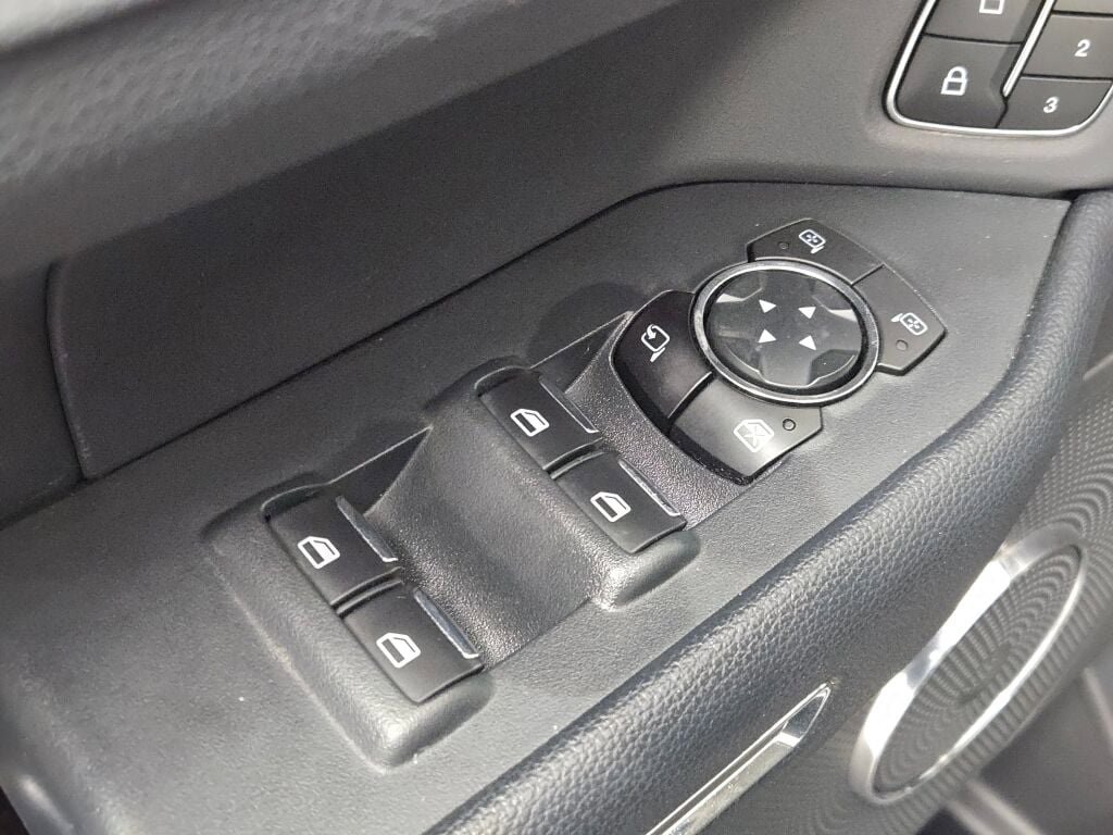 Used 2023 Ford Expedition Max XLT image 22