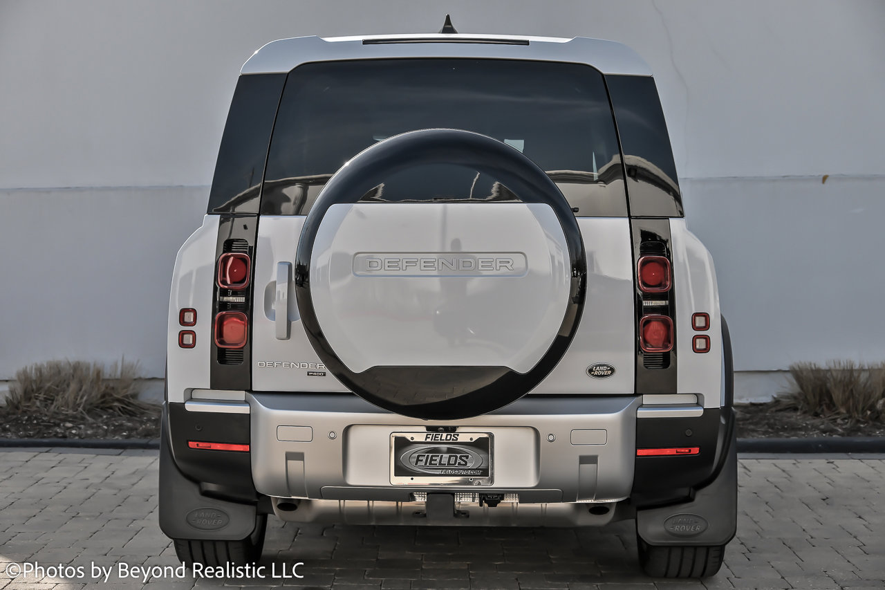 Used 2023 Land Rover Defender 130 SE image 6