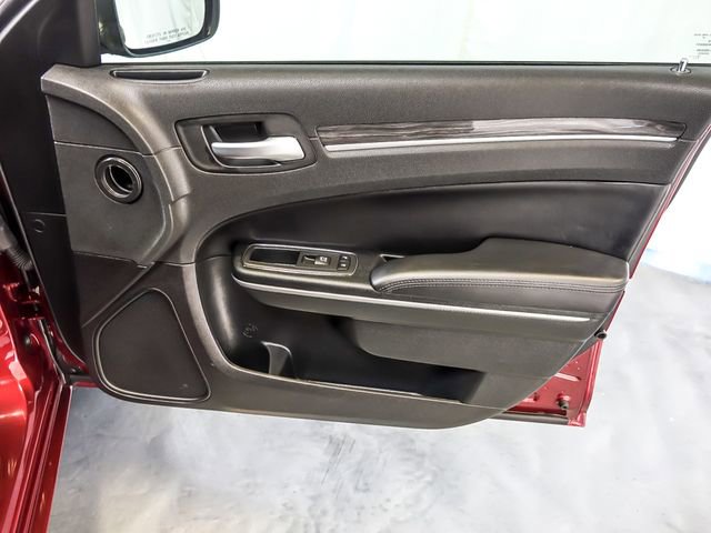 Used 2019 Chrysler 300 Touring w/ Quick Order Package 2EF image 30