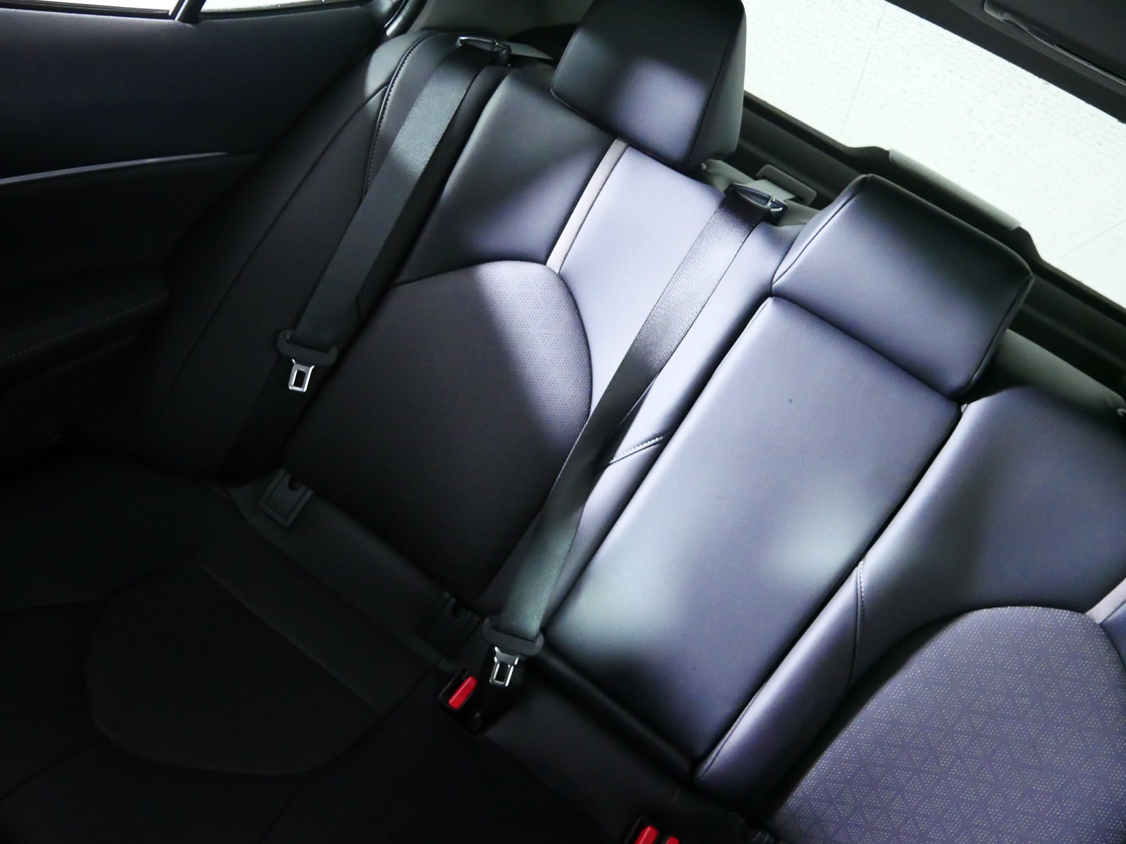 Used 2023 Toyota Camry XSE FWD image 12