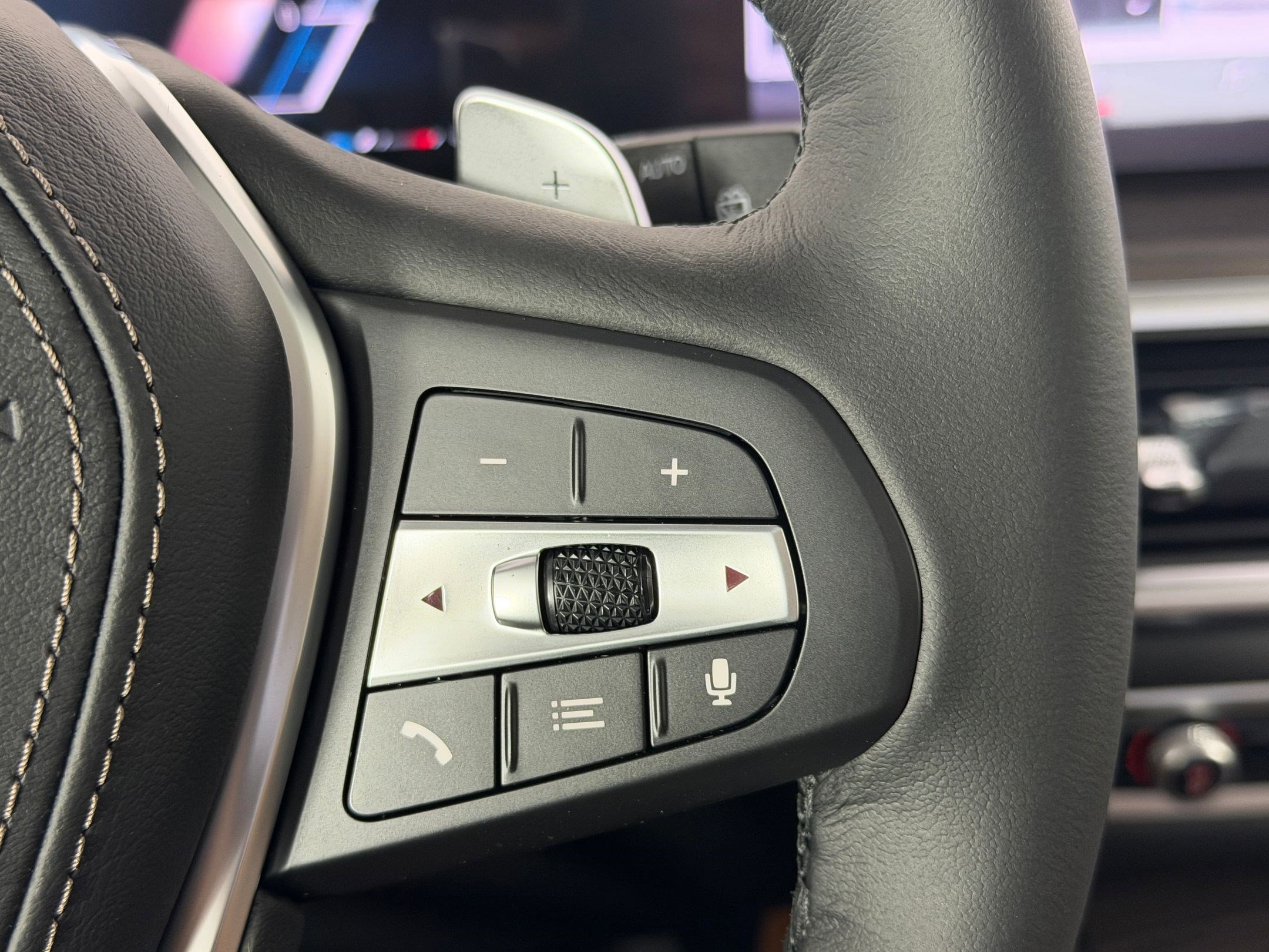 New 2026 BMW X5 xDrive40i w/ Climate Comfort Package image 28