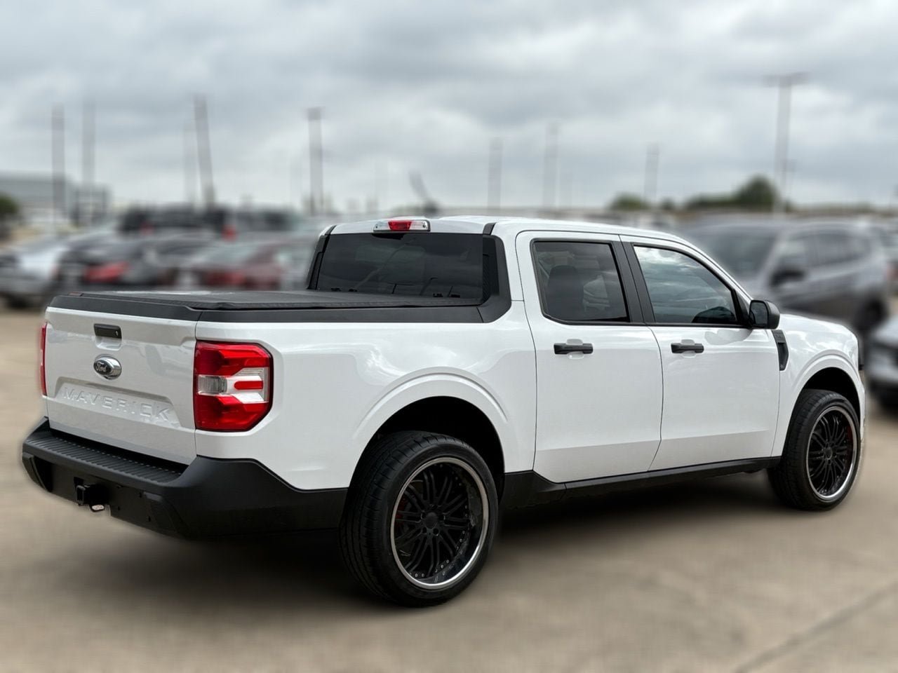 Used 2022 Ford Maverick XL FWD image 5