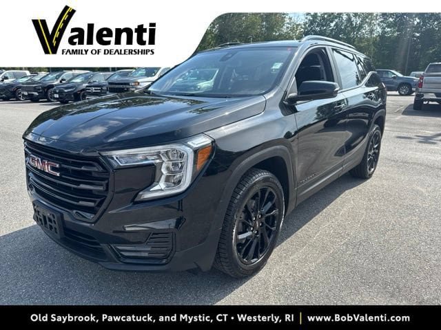 Used 2023 GMC Terrain SLE w/ Driver Convenience Package AWD/4WD image 1