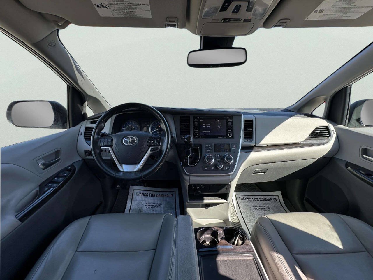 Used 2020 Toyota Sienna XLE FWD image 20