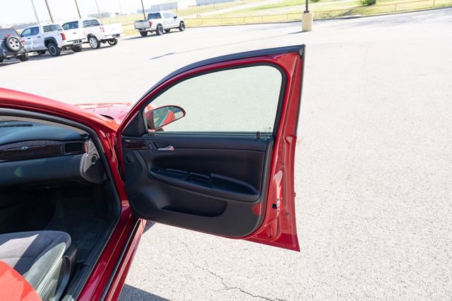 Used 2013 Chevrolet Impala LT w/ LT Sunroof Package FWD image 17