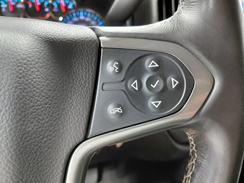 Used 2018 Chevrolet Silverado 1500 LT w/ All Star Edition AWD/4WD image 37