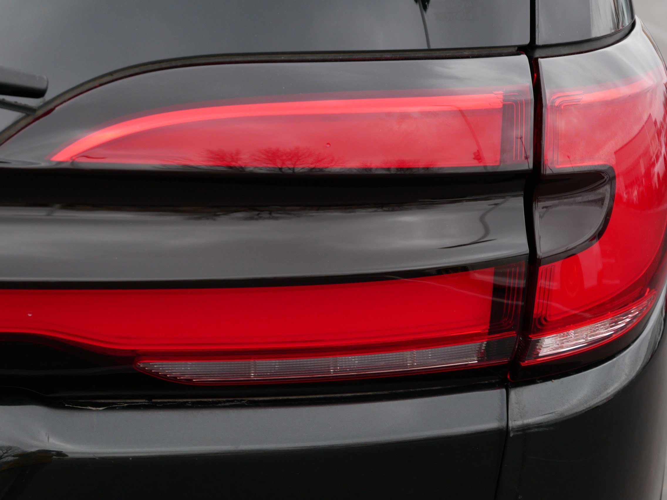 Used 2024 Chrysler Pacifica Touring-L FWD image 17
