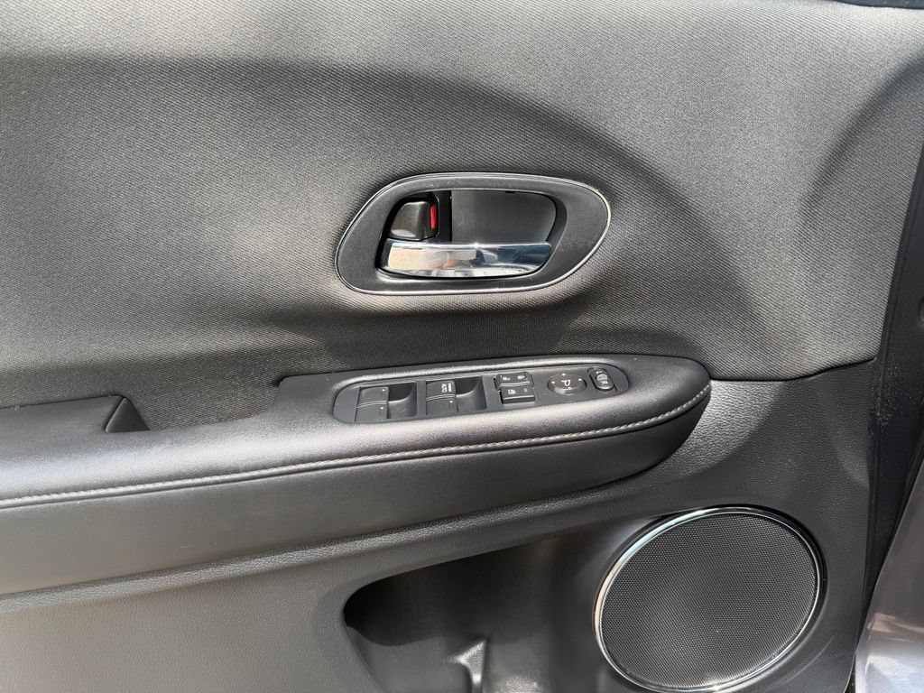 Used 2022 Honda HR-V EX image 15