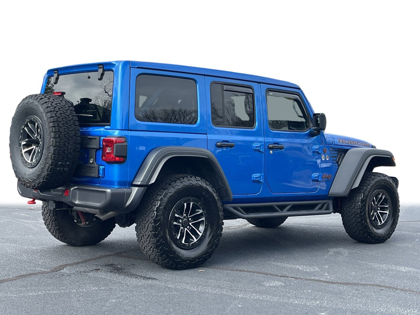 Used 2024 Jeep Wrangler Unlimited Rubicon w/ XTREMEE 35" Tire Package image 24