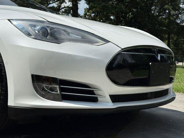 Used 2015 Tesla Model S 85 RWD image 23
