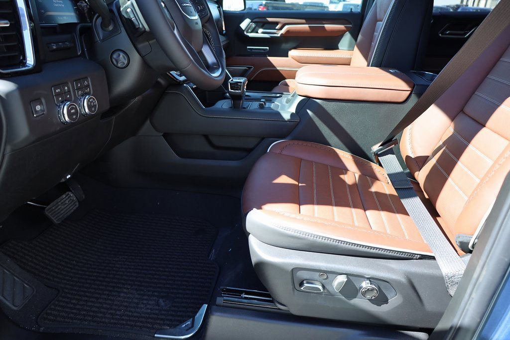 New 2026 GMC Sierra 1500 Denali Ultimate AWD/4WD image 11